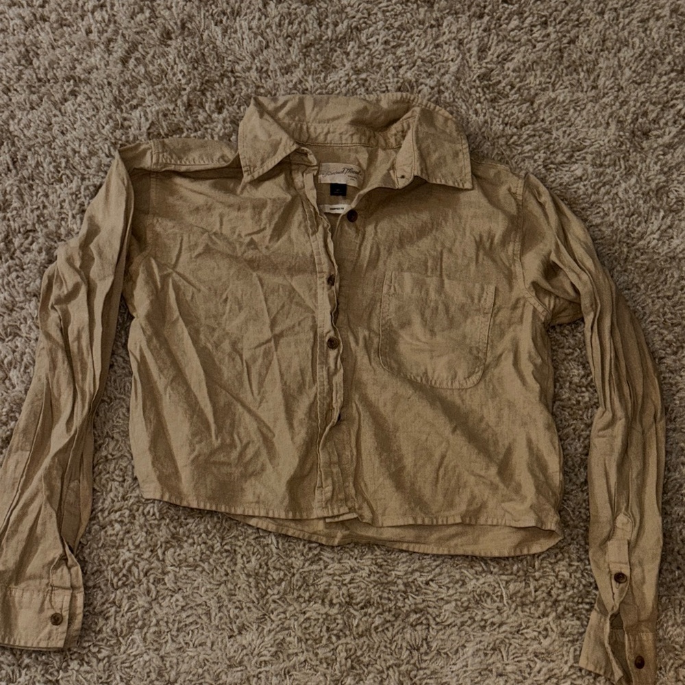 Universal Thread Beige Button-Up Shirt